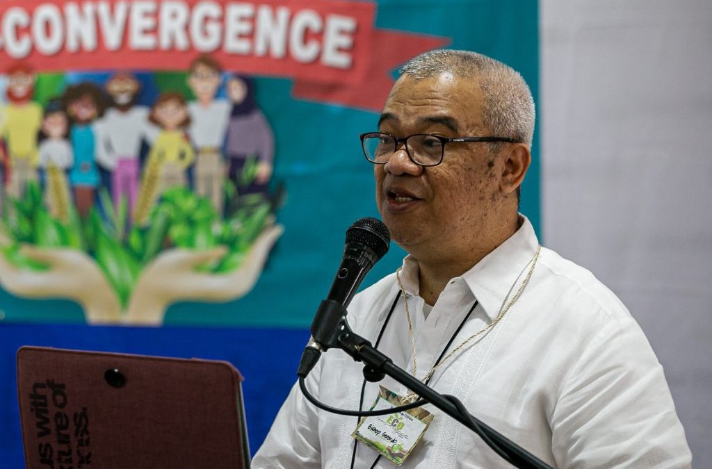 Philippine bishop calls for release of elderly prisoner, son